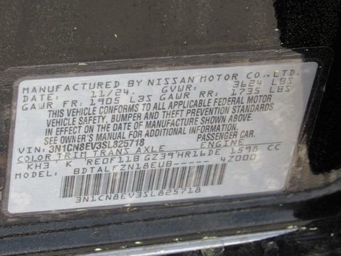 Certified 2025 Nissan Versa SV image 21