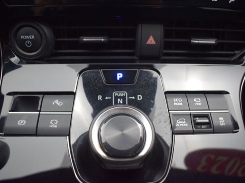 Used 2023 Toyota bZ4X Limited image 17