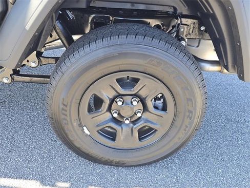 New 2026 Jeep Gladiator Sport image 7