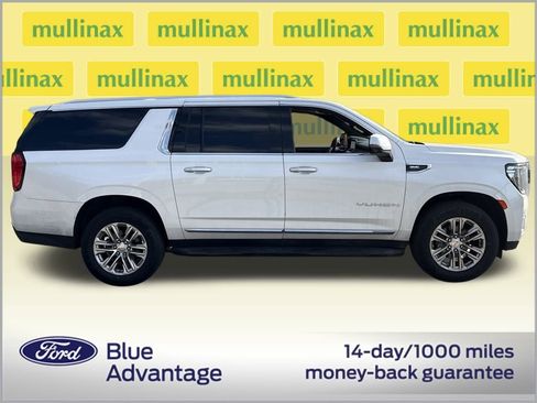 Used 2021 GMC Yukon XL SLT w/ SLT Luxury Plus Package image 2