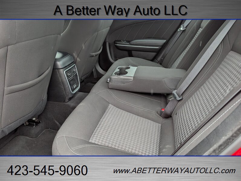 Used 2023 Dodge Charger SXT RWD image 17