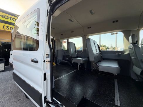 Used 2017 Ford Transit 350 XL RWD image 7