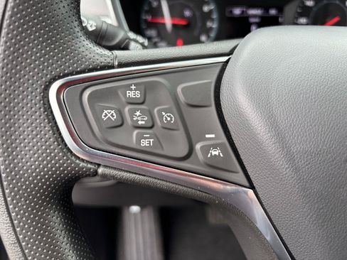 Used 2024 Chevrolet Equinox LS AWD/4WD image 21