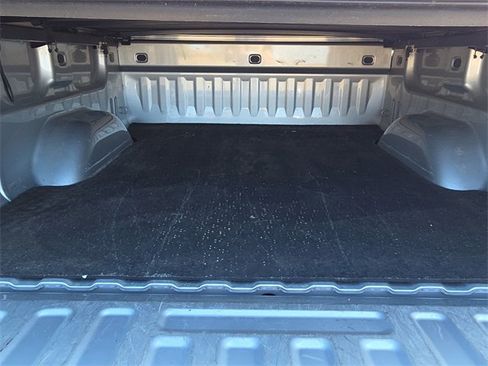 Used 2017 Chevrolet Silverado 1500 LT w/ LT Eassist Package image 12