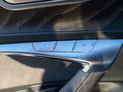 Used 2020 Audi S6 Premium Plus w/ S Sport Package image 18