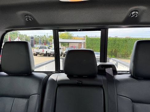 Used 2015 Ford F350 Lariat w/ Lariat Ultimate Package AWD/4WD image 28