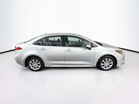 Used 2026 Toyota Corolla LE FWD image 10
