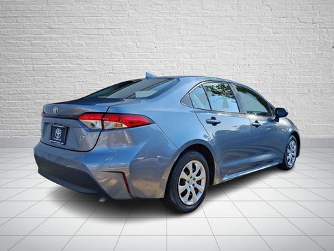 Used 2024 Toyota Corolla LE FWD image 6