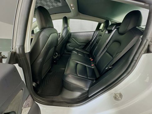Used 2019 Tesla Model 3 Standard Range Plus image 27