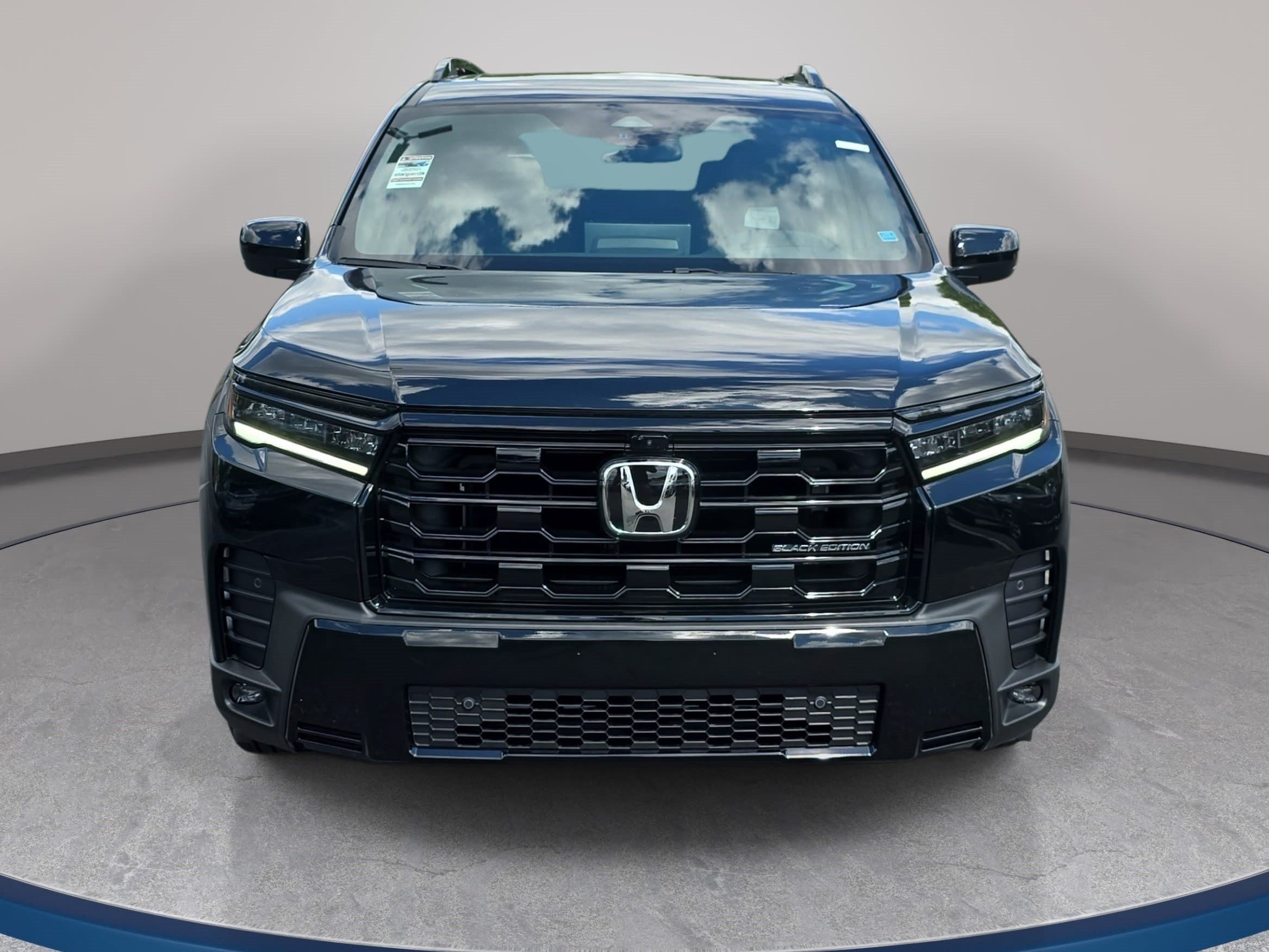 New 2026 Honda Pilot Black Edition image 2