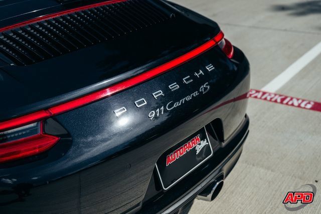 Used 2017 Porsche 911 Carrera 4S AWD/4WD image 32