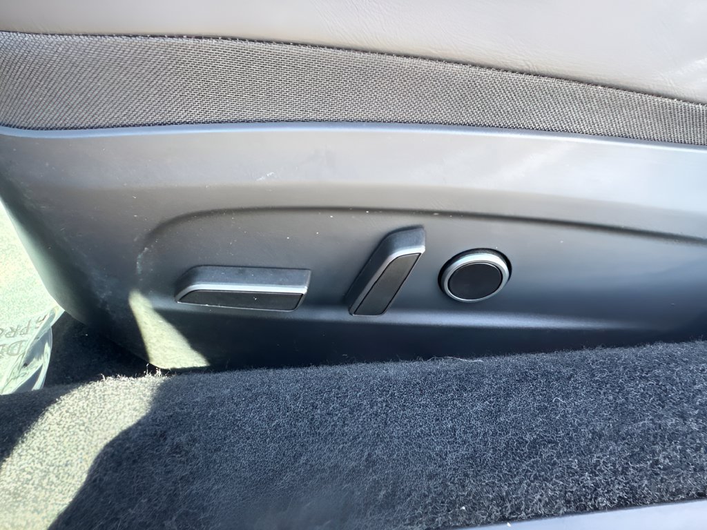 Used 2025 Tesla Model 3 Long Range RWD image 10