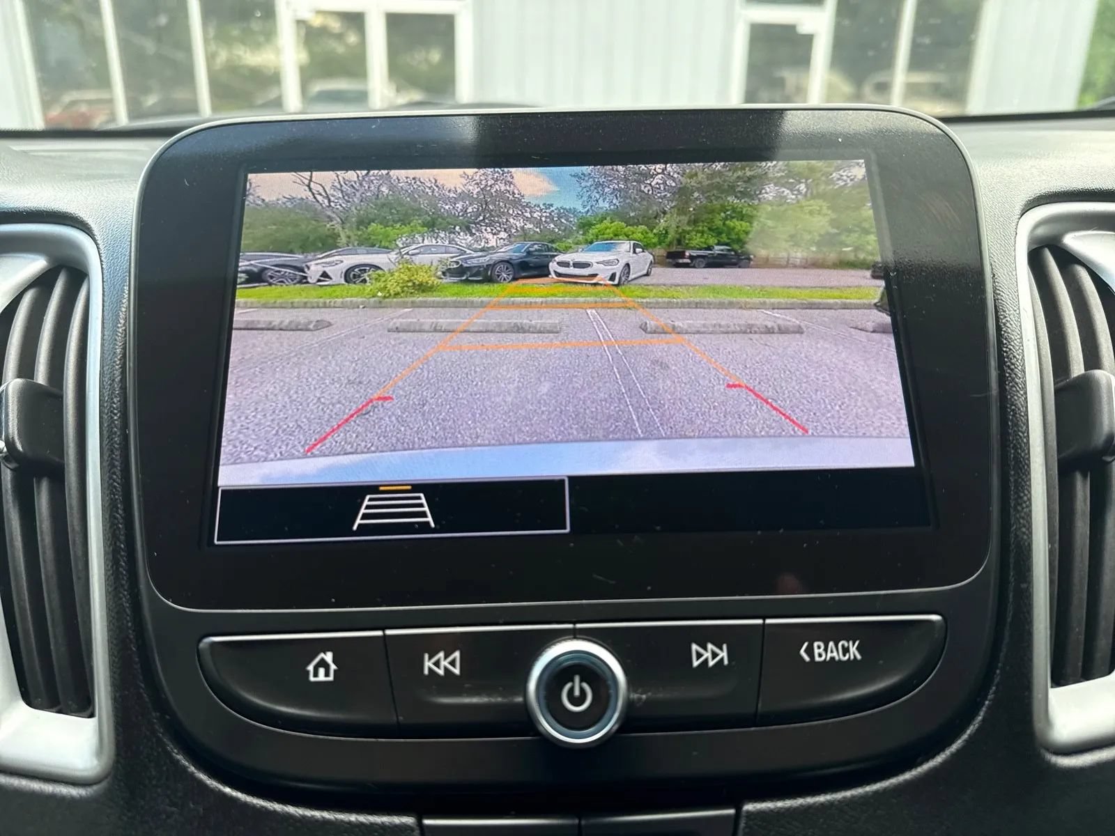 Used 2024 Chevrolet Malibu LS FWD image 14
