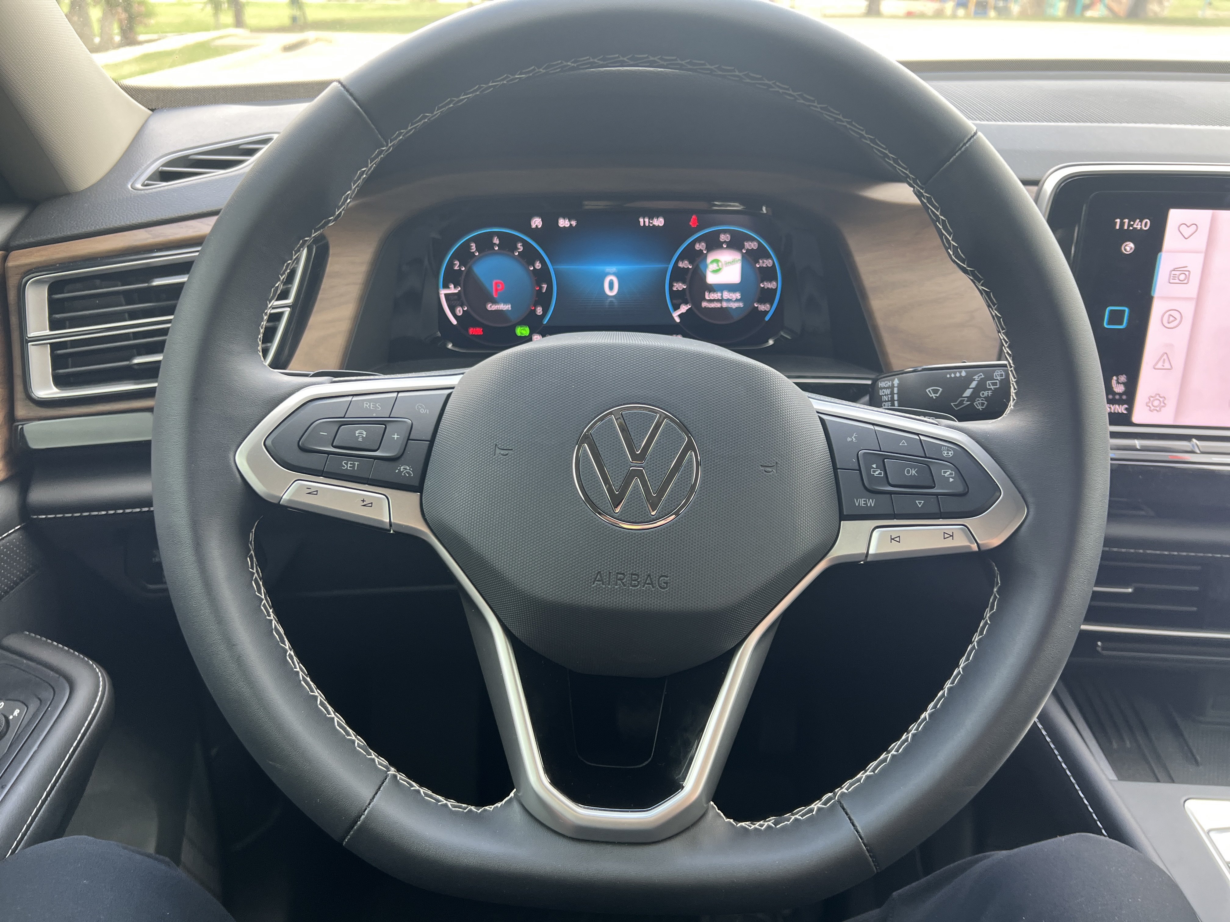 Certified 2026 Volkswagen Atlas SE FWD image 14