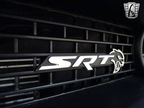 Used 2019 Dodge Challenger SRT Hellcat Redeye image 15