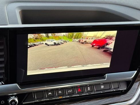 New 2026 GMC Sierra 1500 Elevation image 18