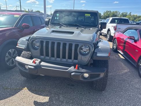 Used 2021 Jeep Gladiator Mojave w/ Dual Top Group AWD/4WD image 3