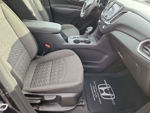 Used 2023 Chevrolet Equinox LT image 15