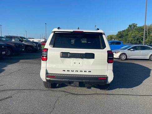 Used 2026 Toyota 4Runner TRD Off-Road Premium AWD/4WD image 4