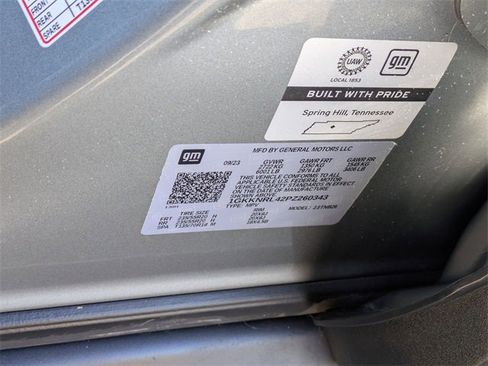 Used 2023 GMC Acadia SLE w/ Driver Convenience Package image 40