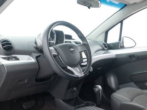 Used 2015 Chevrolet Spark LT image 25