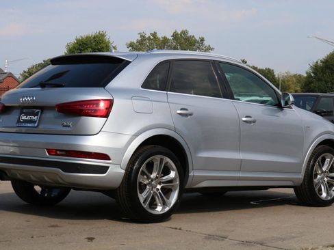 Used 2016 Audi Q3 2.0T Prestige w/ Prestige Package AWD/4WD image 10