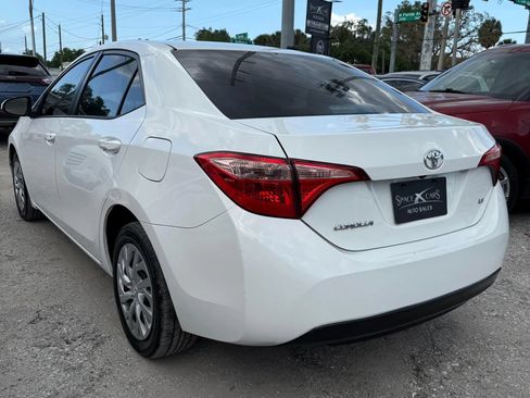 Used 2017 Toyota Corolla LE FWD image 8