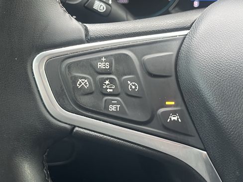 Used 2023 Chevrolet Equinox LT AWD/4WD image 19