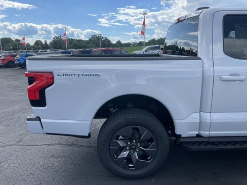 New 2025 Ford F150 Lightning Flash image 32