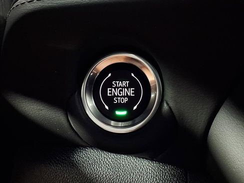 New 2026 Chevrolet Suburban LS image 6