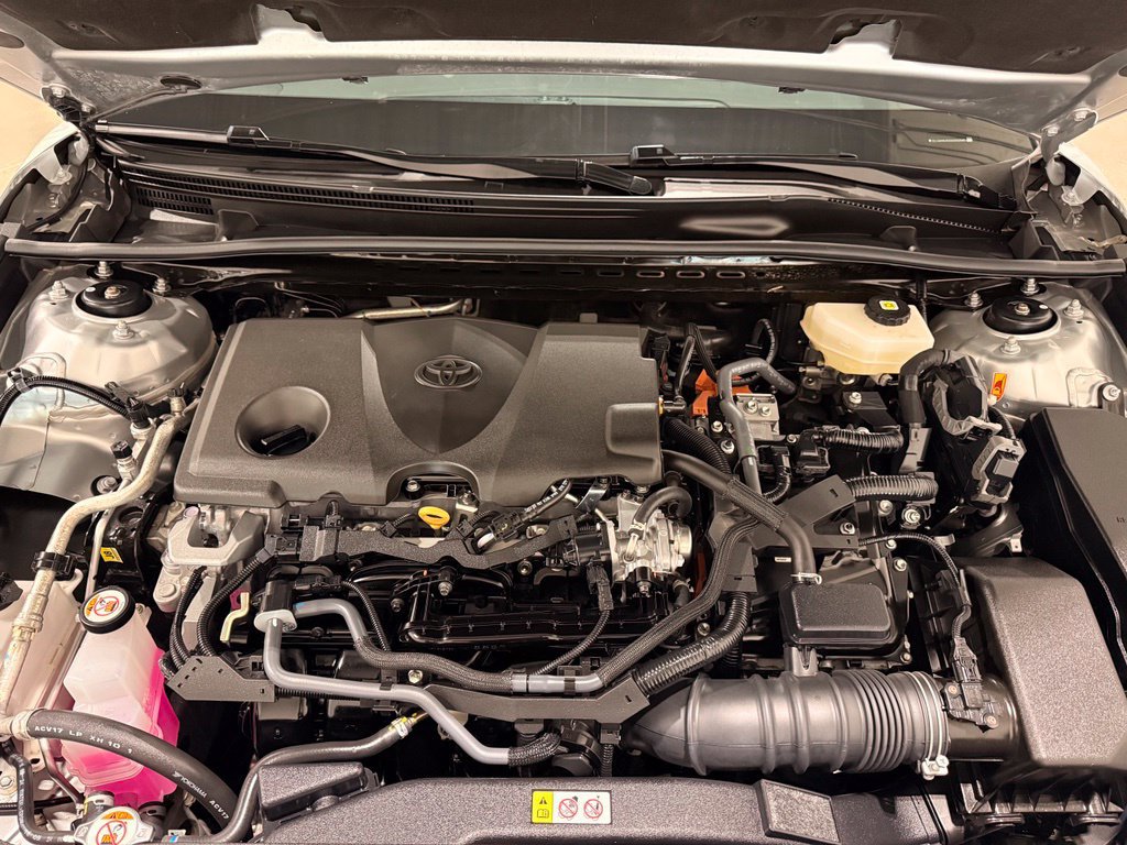 Used 2025 Toyota Camry LE FWD image 10