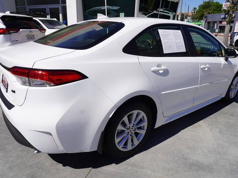 Certified 2026 Toyota Corolla LE w/ LE Premium Package image 7