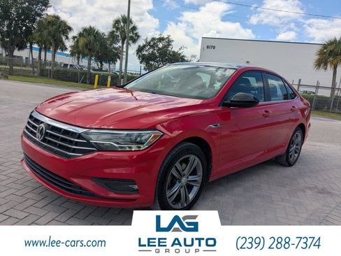 Used 2019 Volkswagen Jetta R-Line w/ R-Line Cold Weather Package image 7