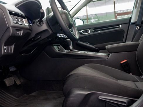 Used 2024 Honda Civic EX image 7