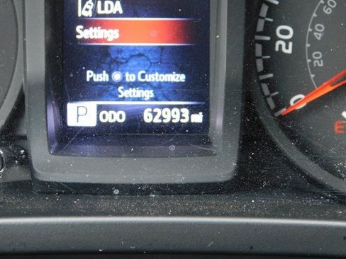 Used 2021 Toyota Tacoma SR image 31