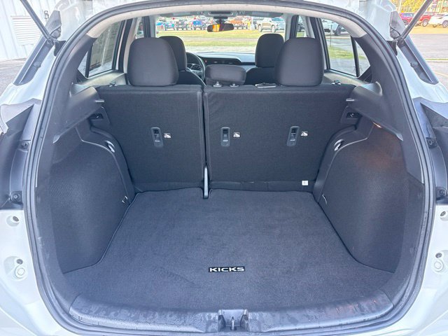 Used 2025 Nissan Kicks Play S FWD image 19
