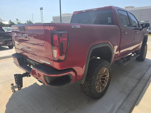Used 2024 GMC Sierra 1500 Elevation w/ X31 Off-Road Package AWD/4WD image 4