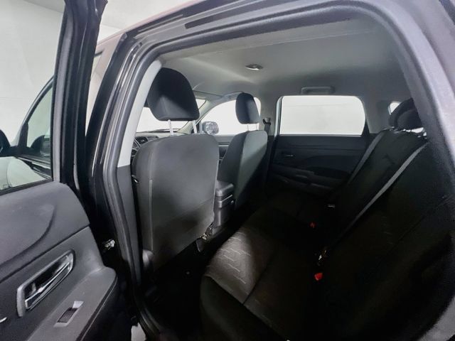 Used 2025 Mitsubishi Outlander Sport AWD image 21