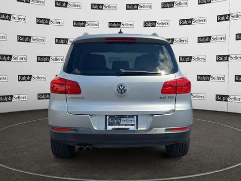 Used 2013 Volkswagen Tiguan SE FWD image 5