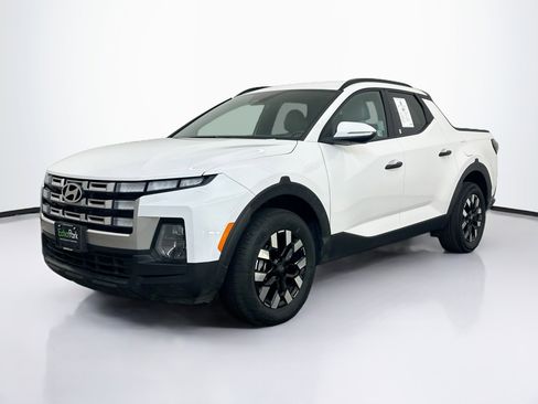 Used 2025 Hyundai Santa Cruz SEL AWD/4WD image 3
