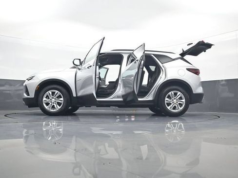 Certified 2021 Chevrolet Blazer LT FWD image 34