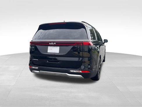 Used 2024 Kia Carnival SX Prestige FWD image 5