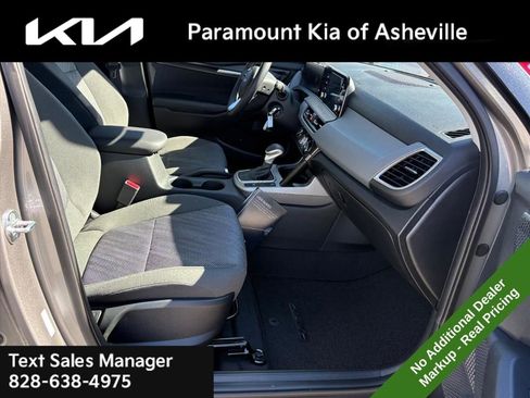 New 2026 Kia Seltos LX image 16