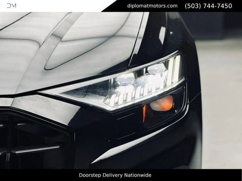 Used 2021 Audi Q8 Prestige AWD/4WD image 13