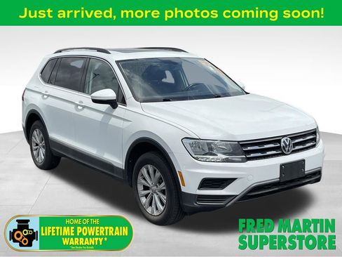 Used 2018 Volkswagen Tiguan SE w/ Panoramic Sunroof Package AWD/4WD image 1
