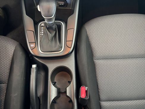 Used 2025 Kia Soul LX w/ LX Technology Package FWD image 38