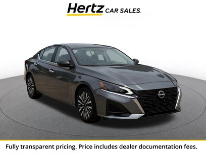 Used 2025 Nissan Altima 2.5 SV