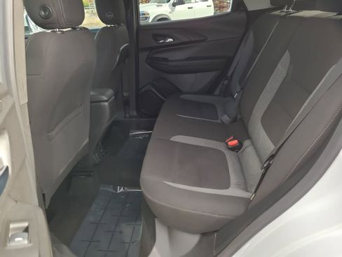 Used 2022 Chevrolet TrailBlazer LT w/ Convenience Package image 21