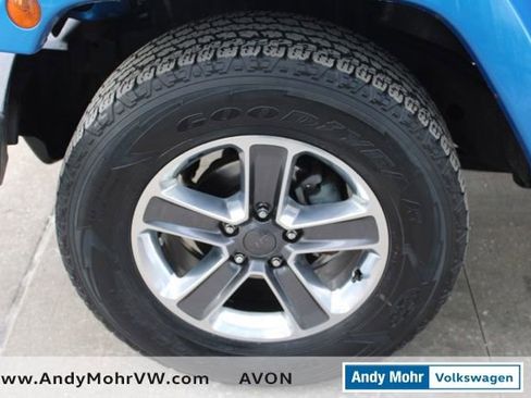 Used 2014 Jeep Wrangler Unlimited Sahara image 14