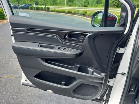 Used 2025 Honda Odyssey Elite image 28
